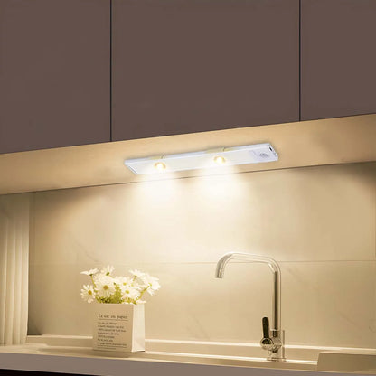 Lámpara LED inalámbrica con sensor de movimiento, recargable por USB, con 3 colores ajustables, ideal para cocinas, armarios, dormitorios y escaleras.